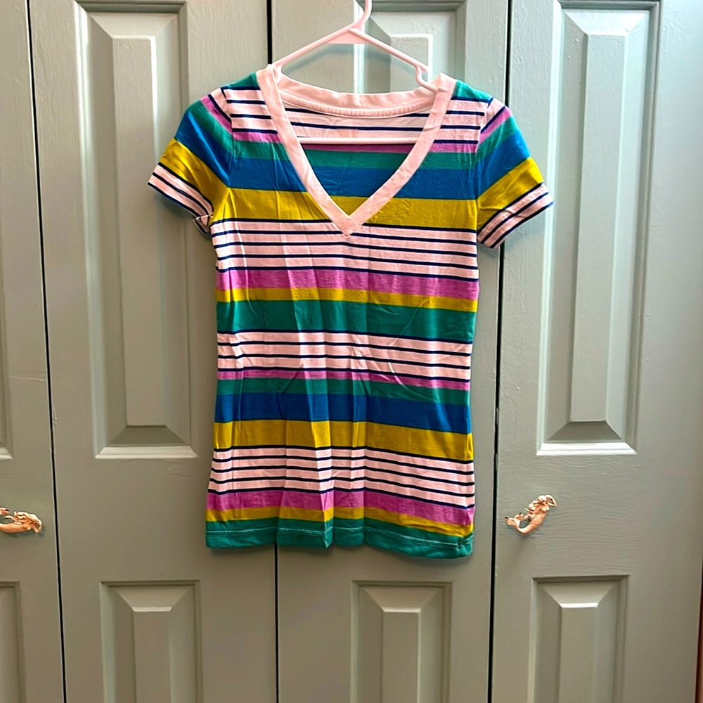 Small Mossimo Vneck Tee